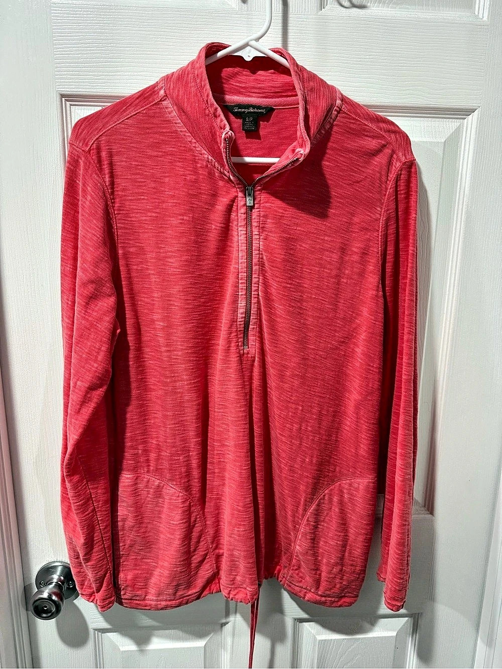 Tommy Bahama Cotton Quarter-Zip Pullover in coral pink Size Small Like New